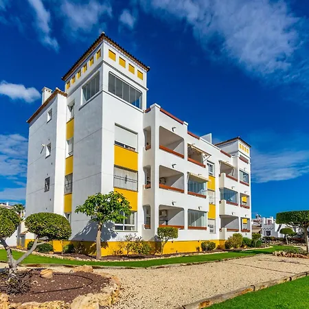 Lisboa By The Sea Apartment *